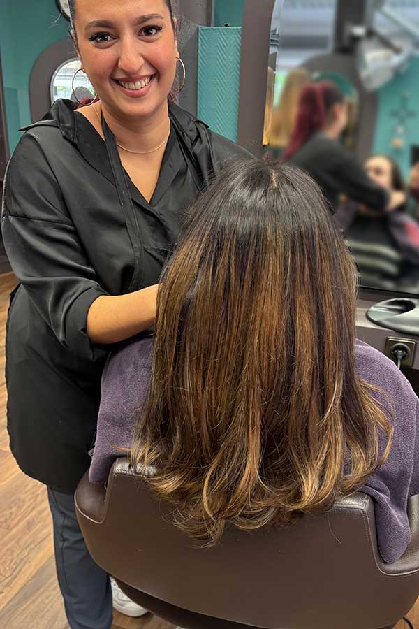 Fondis-Friseur-Haare-waschen-schneiden-faerben-foehnen-IMG_5693